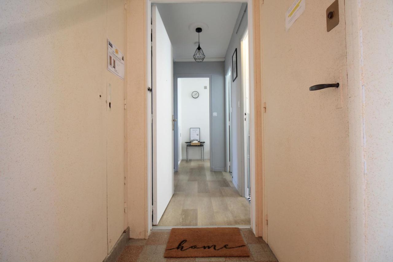 Valley View Retreat: Fully Renovated Apartment with Free Parking and Streaming Pont-Hebert Exterior photo