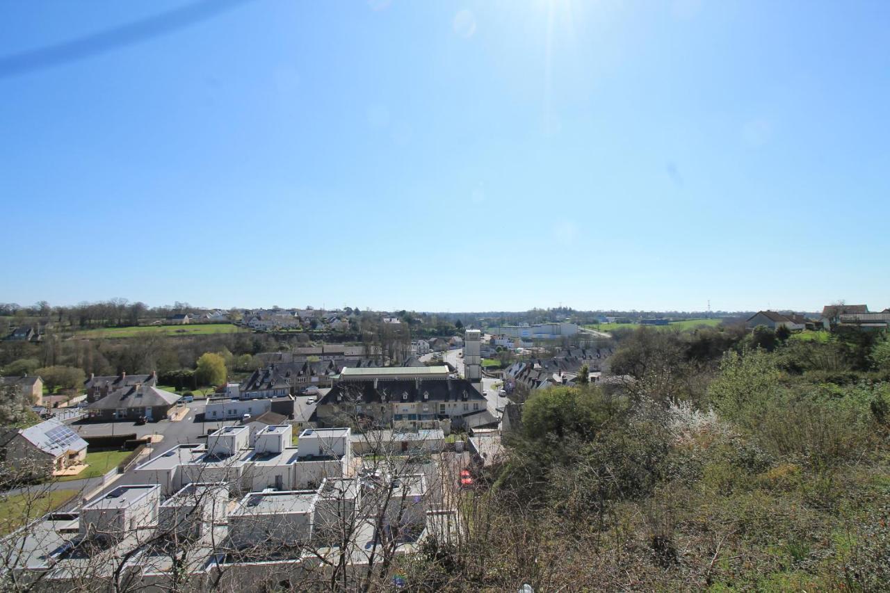 Valley View Retreat: Fully Renovated Apartment with Free Parking and Streaming Pont-Hebert Exterior photo