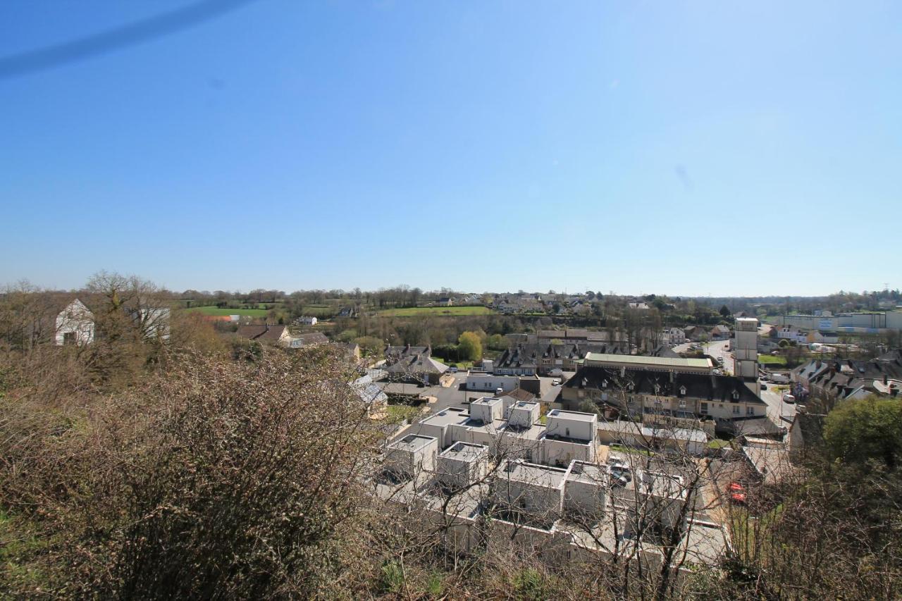 Valley View Retreat: Fully Renovated Apartment with Free Parking and Streaming Pont-Hebert Exterior photo